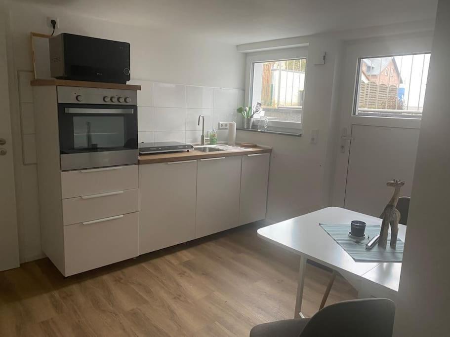 Klein Aber Oho! Neues Apartment In Stadt- Und Fuldanaehe Kassel Esterno foto