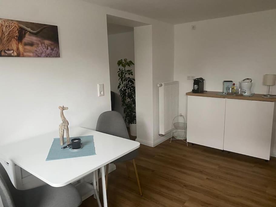 Klein Aber Oho! Neues Apartment In Stadt- Und Fuldanaehe Kassel Esterno foto